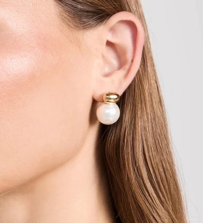 The Pearl Gold Drop Earring